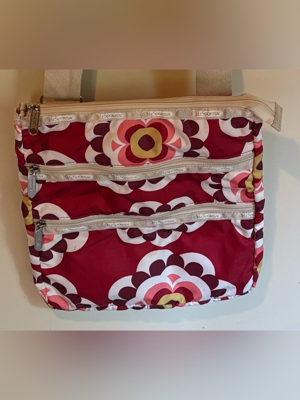 LeSportsac Kasey Mayfair Floral Adjustable Crossbody Bag Y2K Minimalist Travel
